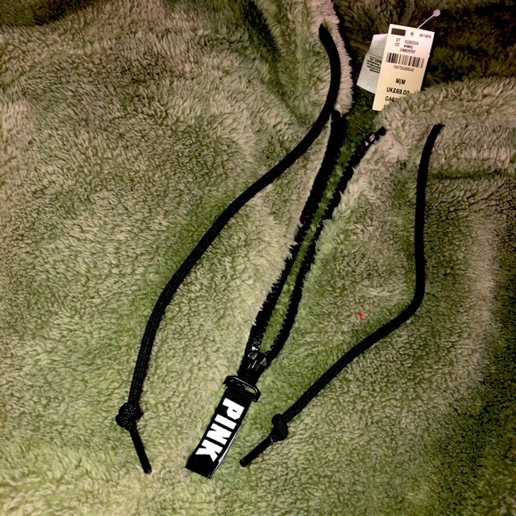 NWT PINK VICTORIA’S SECRET SHERPA PULL OVER SZ M - Picture 4 of 8